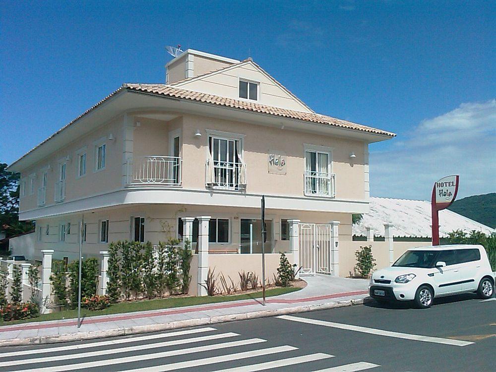 Hotel Hola 3*