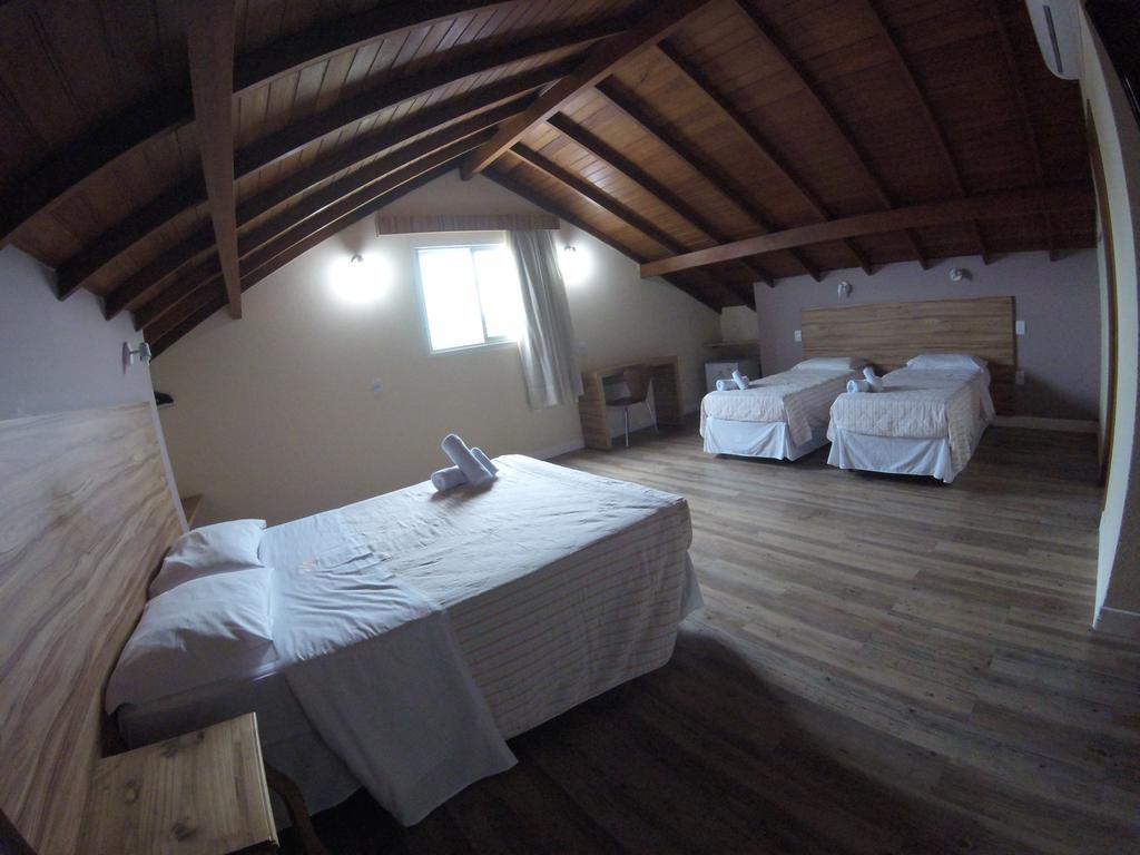 Hola 3* Florianópolis