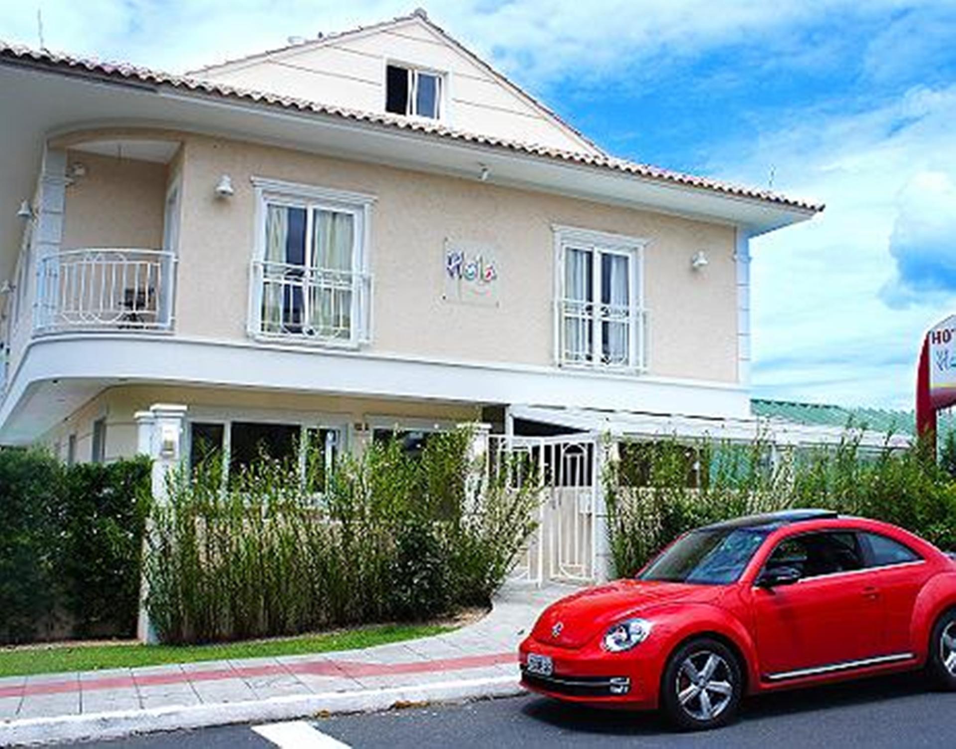 Hola Hotel 3*